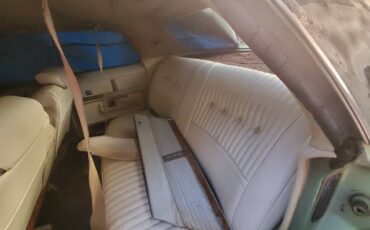 Oldsmobile-delta-88-1973-green-3