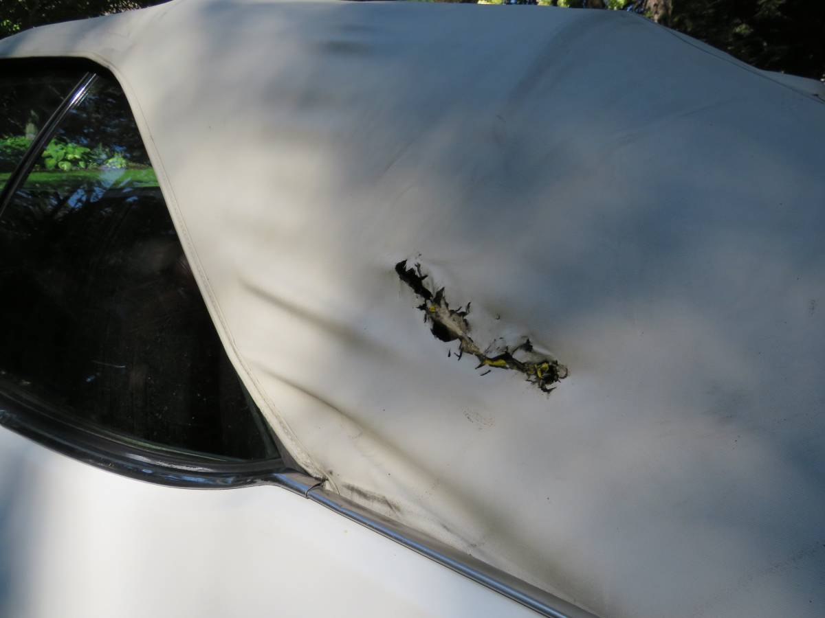 Oldsmobile-delta-88-royale-1973-white-12