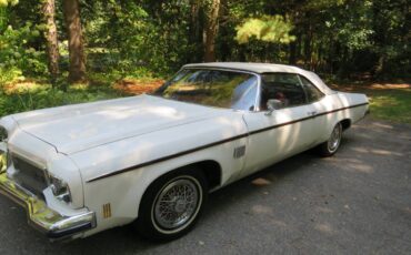 Oldsmobile-delta-88-royale-1973-white-8