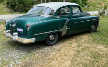 Oldsmobile-quotrrocketquot-88-1952-green-16