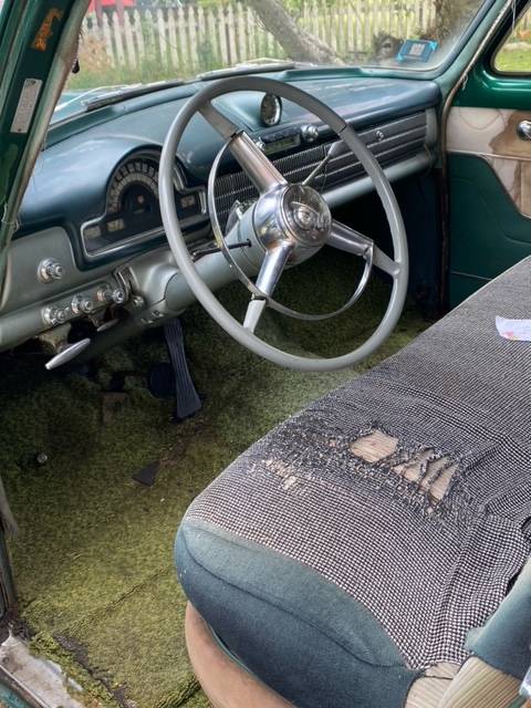 Oldsmobile-quotrrocketquot-88-1952-green-5