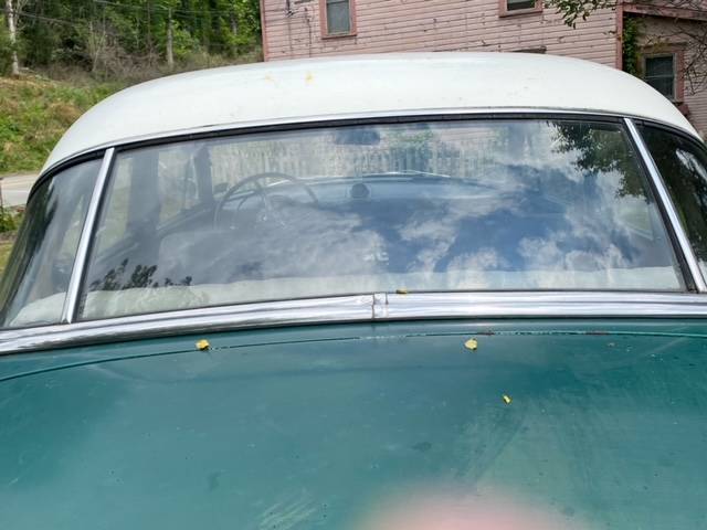 Oldsmobile-quotrrocketquot-88-1952-green-6