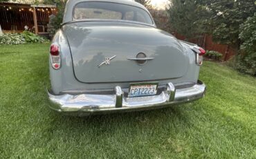Oldsmobile-rocket-88-1951-grey-9