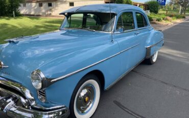 Oldsmobile-rocket-88-4-dr.-1950-blue-5
