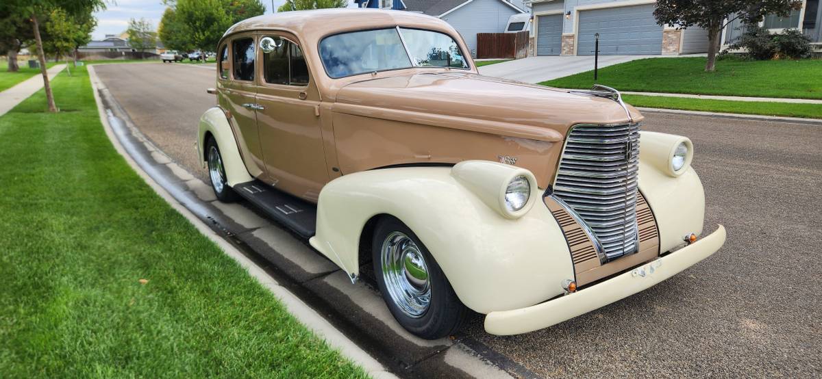 Oldsmobile-sedan-touring-1938-2