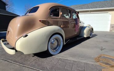 Oldsmobile-special-1938-brown-3