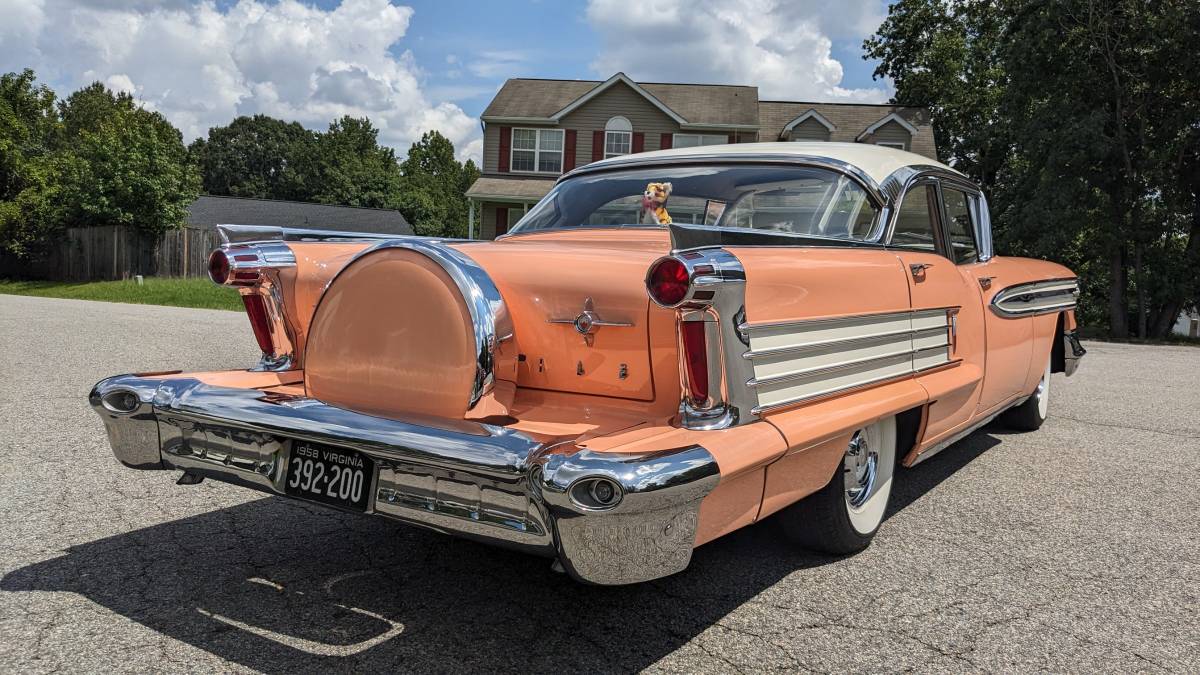 Oldsmobile-super-88-1958-orange-1