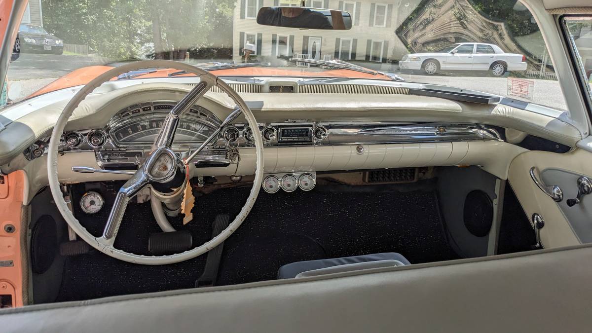 Oldsmobile-super-88-1958-orange-7