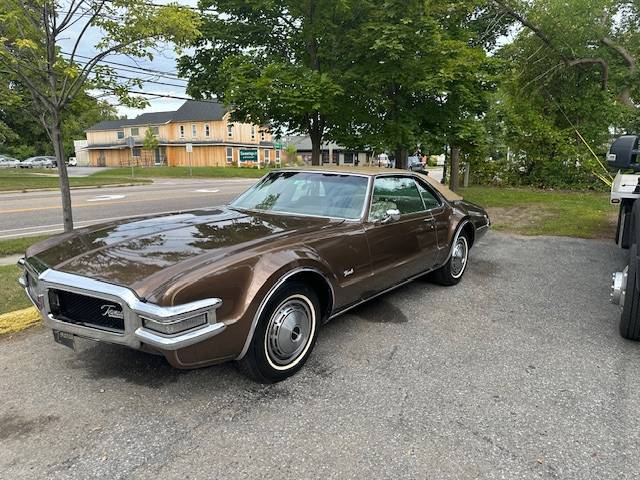 Oldsmobile-toronado-1968-7