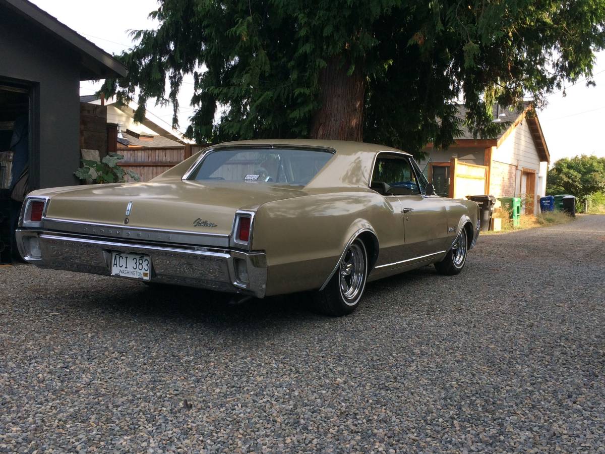 Olsdmobile-cutlass-1967