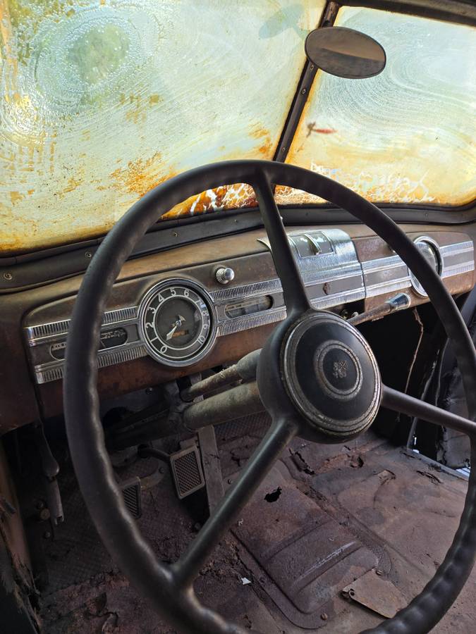 Packard-110-1939-black-4