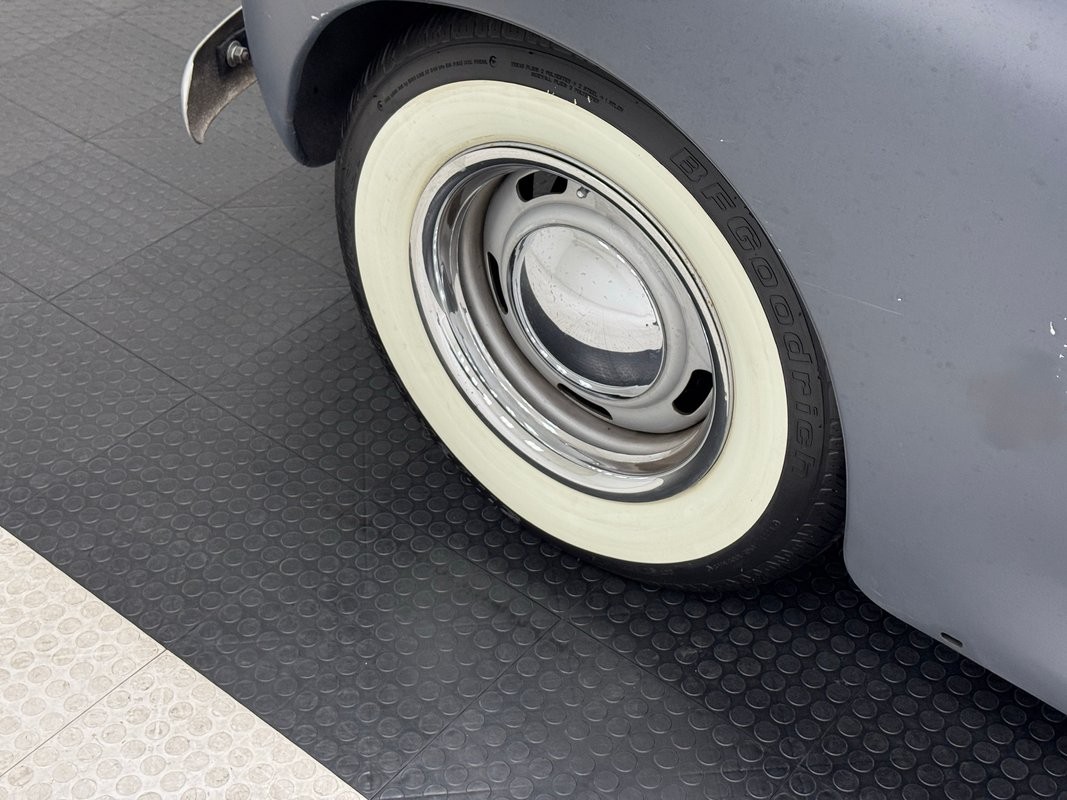 Packard-110-1940-Coupe-12