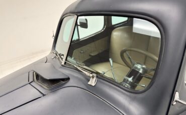 Packard-110-1940-Coupe-13