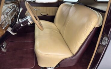 Packard-110-1940-Coupe-38