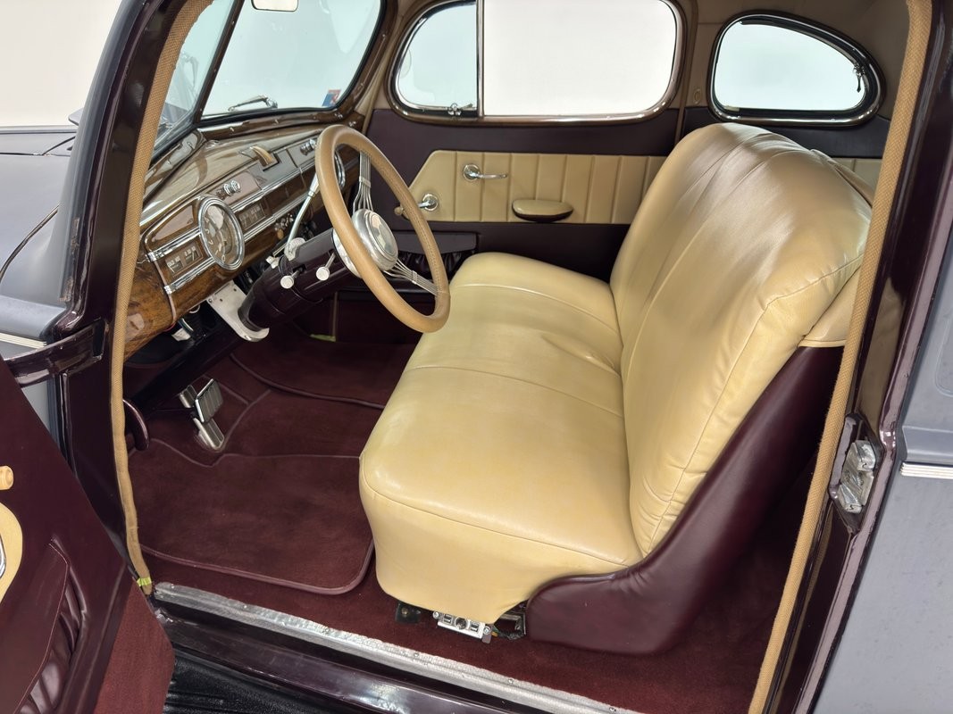 Packard-110-1940-Coupe-39