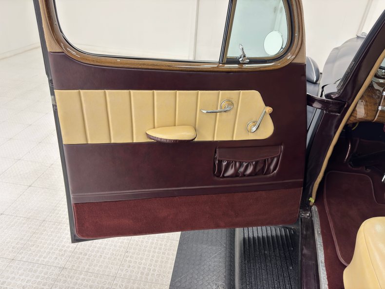 Packard-110-1940-Primer-Black-Beige-18