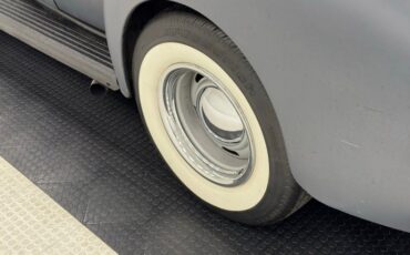 Packard-110-1940-Primer-Black-Beige-2