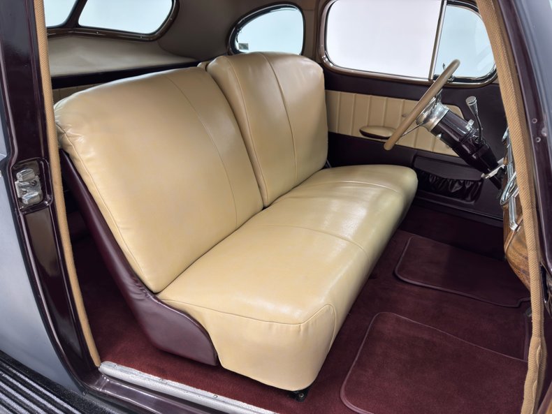 Packard-110-1940-Primer-Black-Beige-22