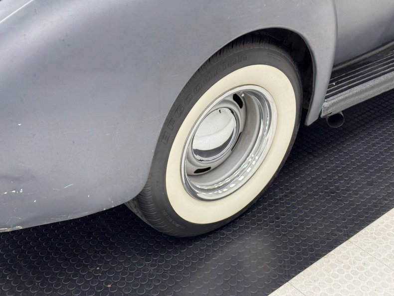 Packard-110-1940-Primer-Black-Beige-35