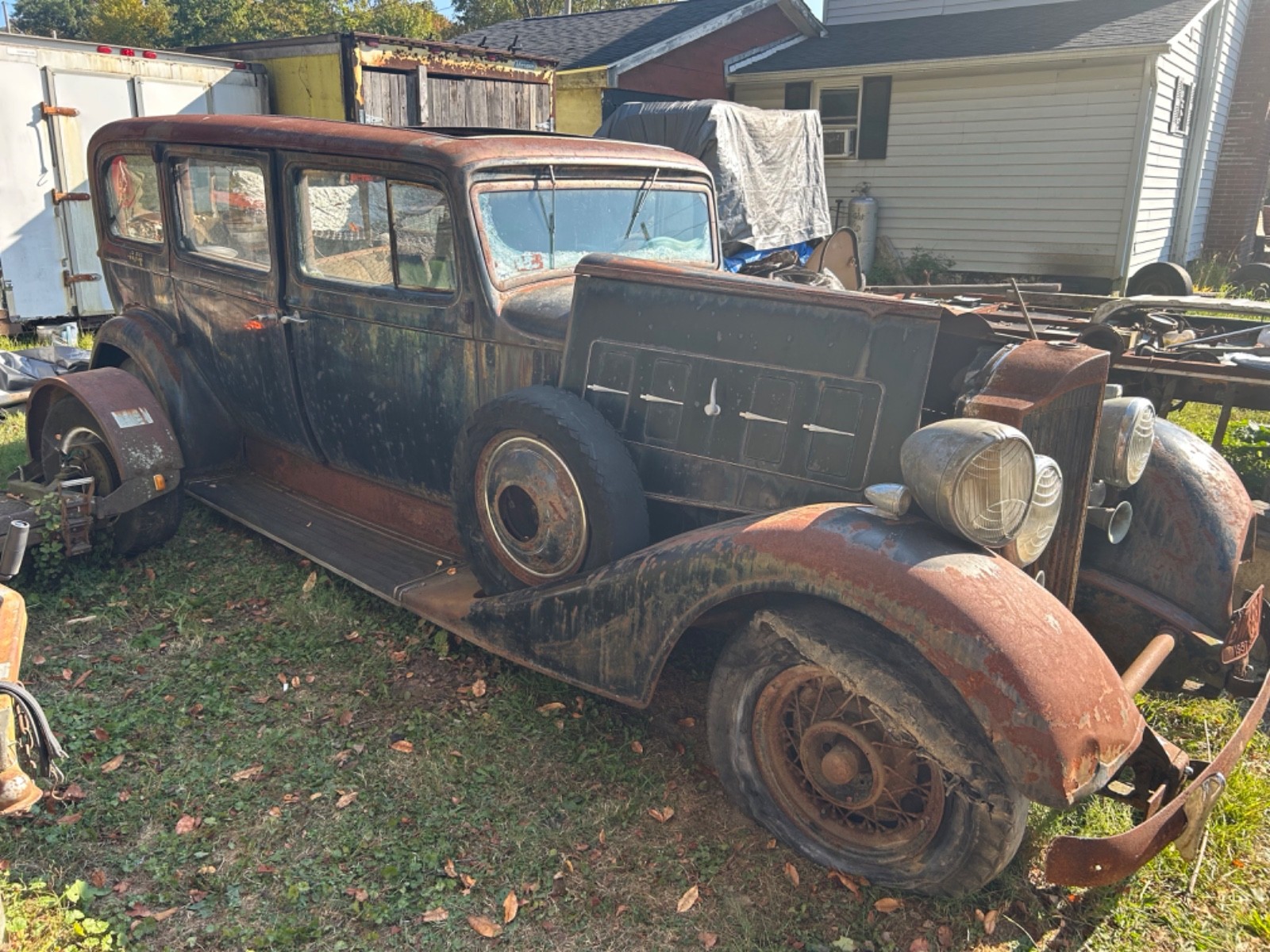 Packard-1102-7-Passenger-Sedan-1934-Sedan-1