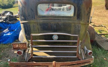Packard-1102-7-Passenger-Sedan-1934-Sedan-3