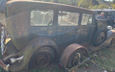 Packard-1102-7-Passenger-Sedan-1934-Sedan-4