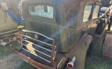 Packard-1102-7-Passenger-Sedan-1934-Sedan-5