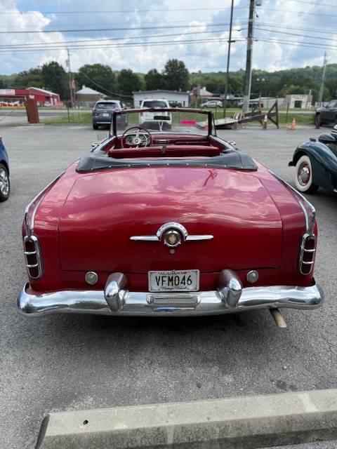 Packard-1951-red-4