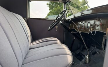 Packard-733-1930-Coupe-11