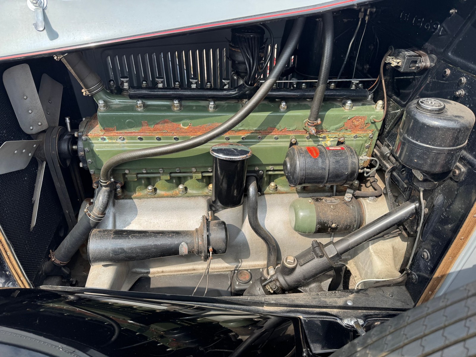 Packard-733-1930-Coupe-13