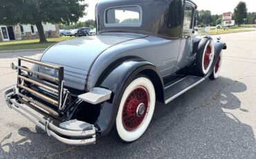 Packard-733-1930-Coupe-2
