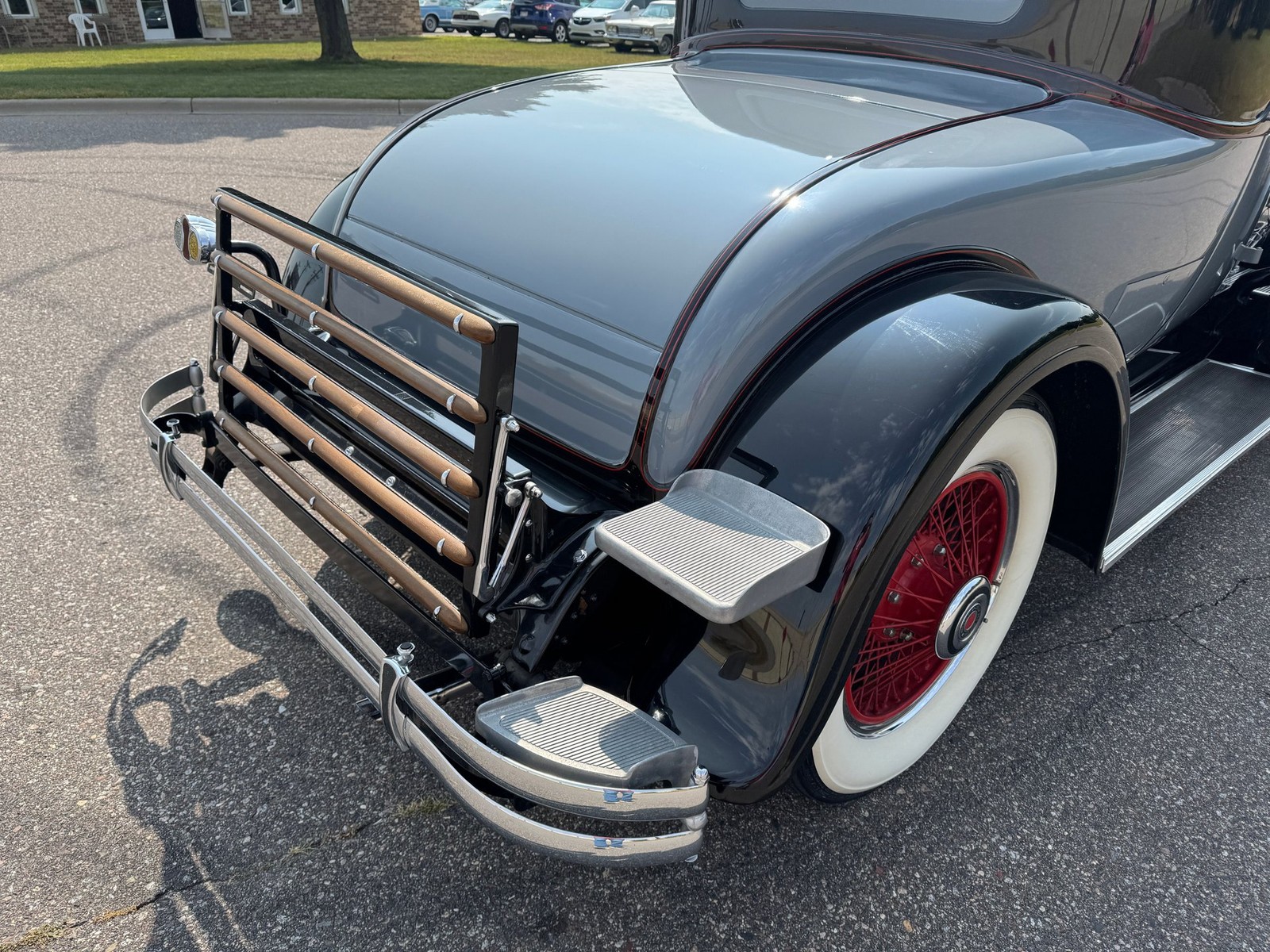 Packard-733-1930-Coupe-26
