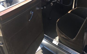 Packard-902-1932-Coupe-22