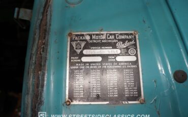 Packard-Deluxe-8-1950-Sedan-23