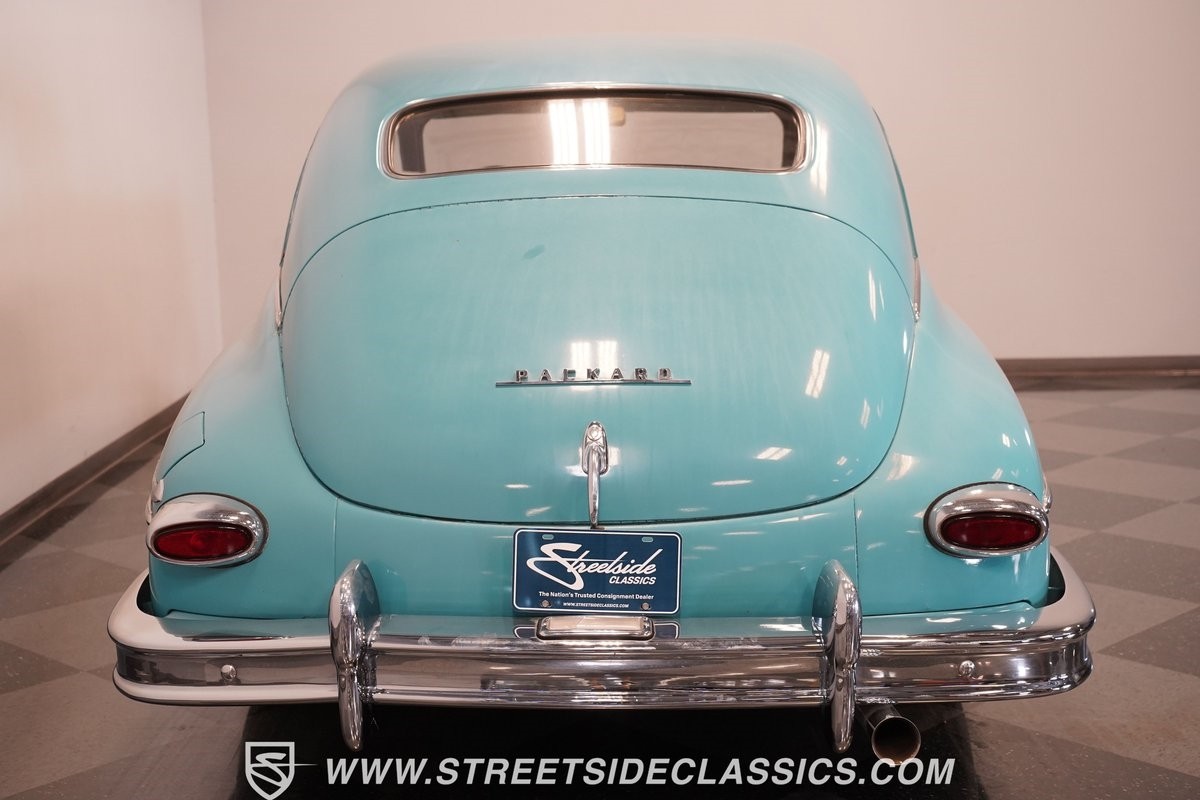 Packard-Deluxe-8-1950-Sedan-29