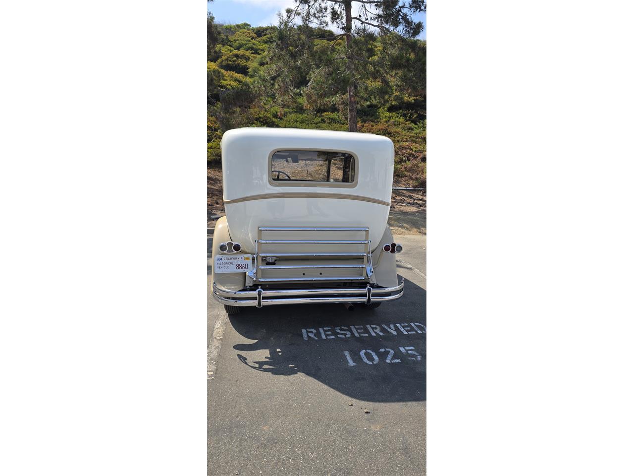 Packard-Eight-1930-Creme-and-Tan-light-brown-14