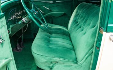 Packard-Light-Eight-1932-4-Door-Sedan-30