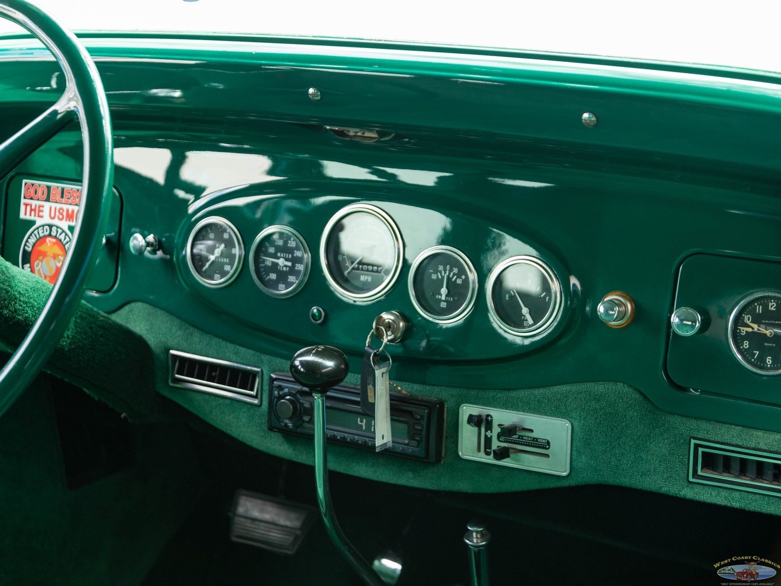 Packard-Light-Eight-1932-4-Door-Sedan-37