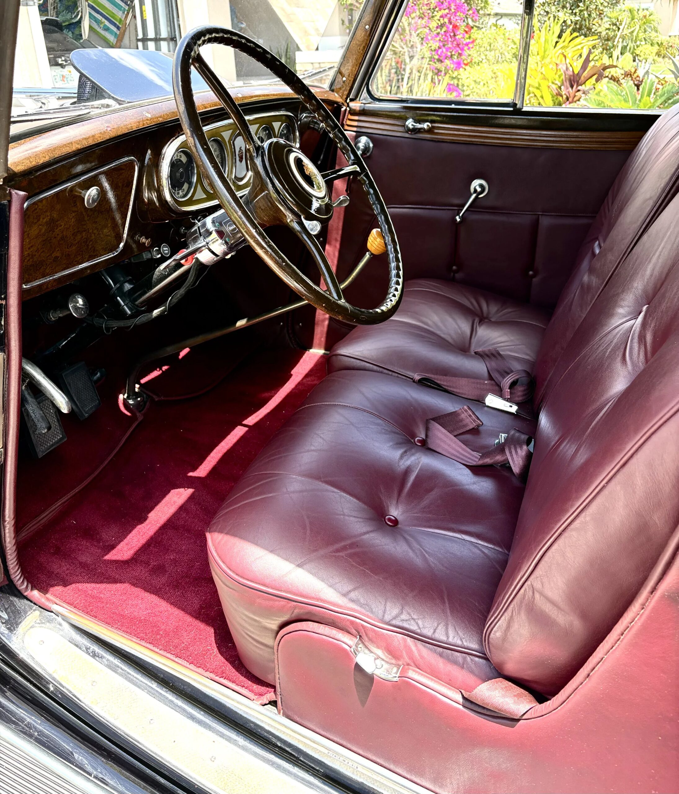 Packard-Model-1405-1936-Blue-Burgundy-23