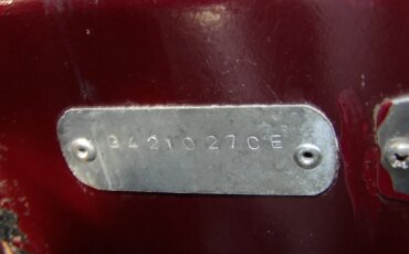 Packard-Super-8-1948-Burgundy-Tan-29