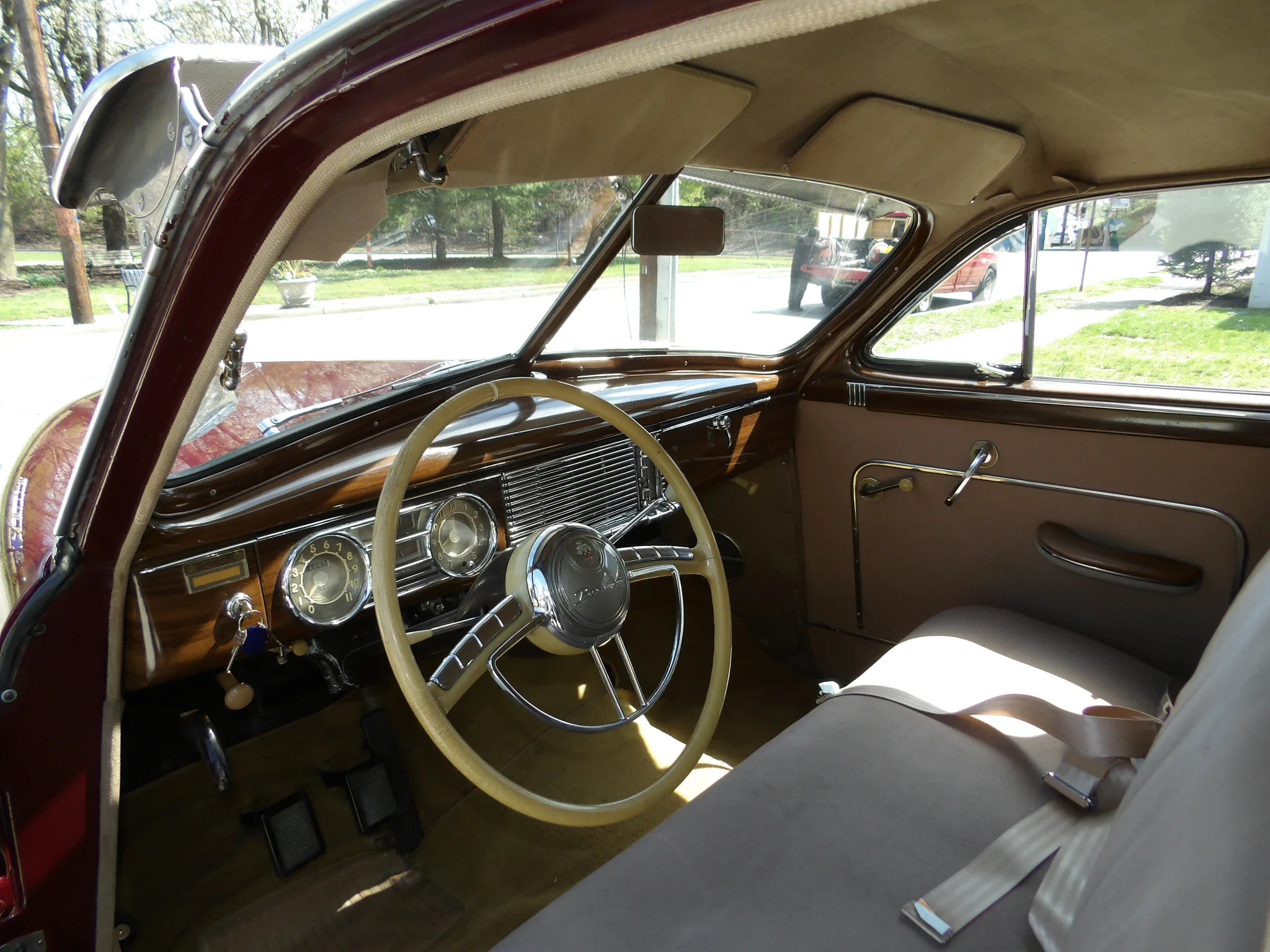Packard-Super-8-1948-Burgundy-Tan-68