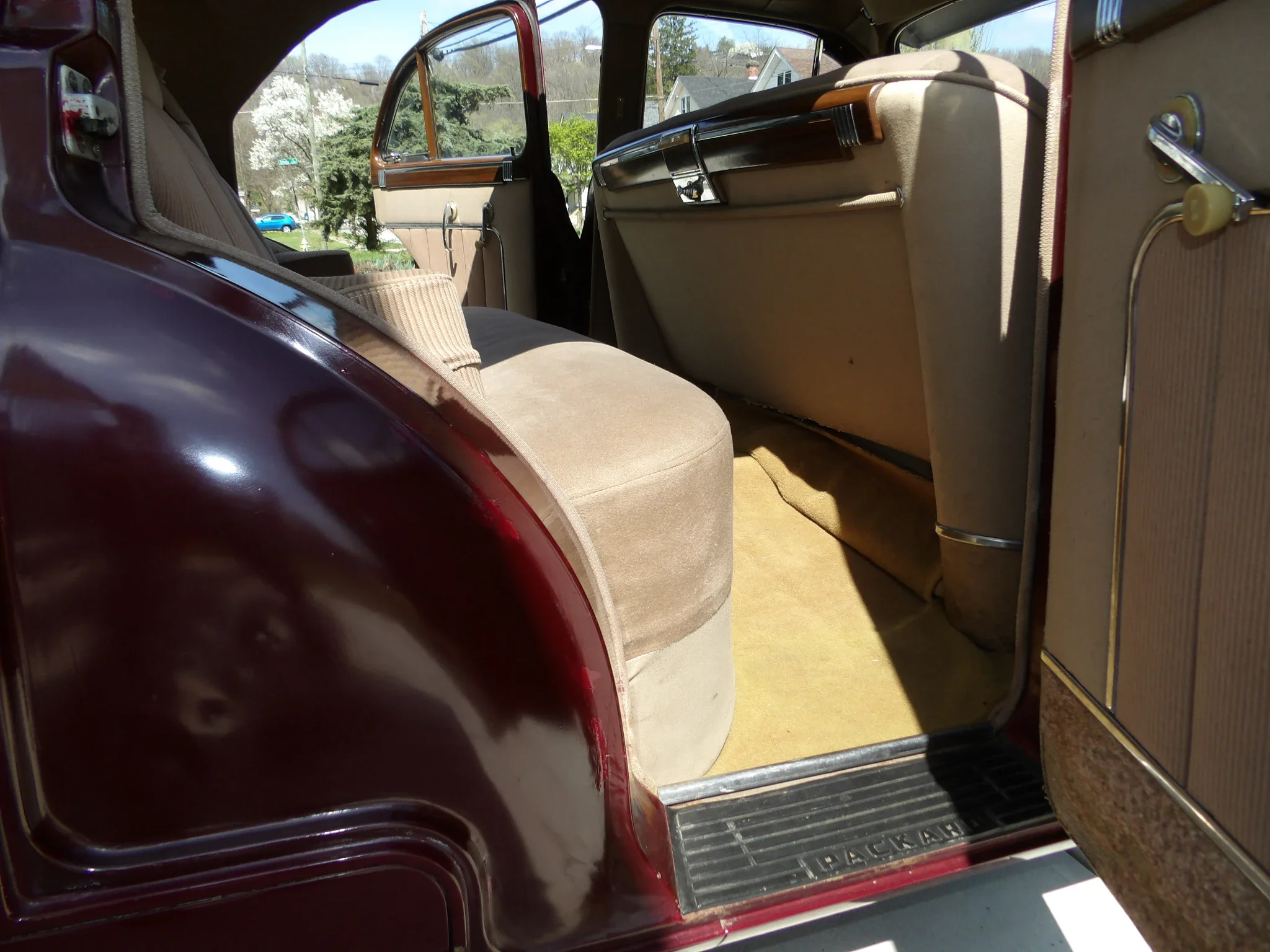 Packard-Super-8-1948-Burgundy-Tan-7