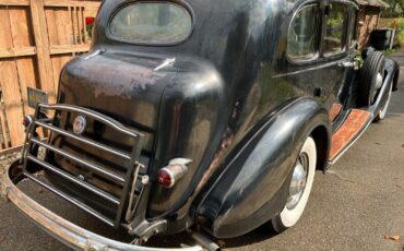 Packard-Super-Eight-1937-1