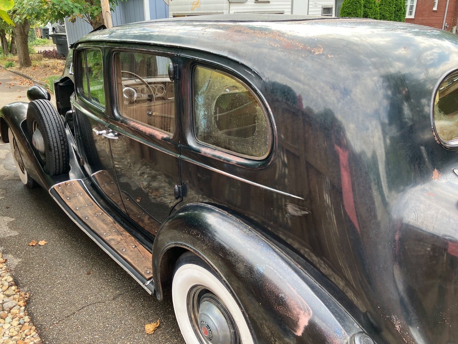 Packard-Super-Eight-1937-2