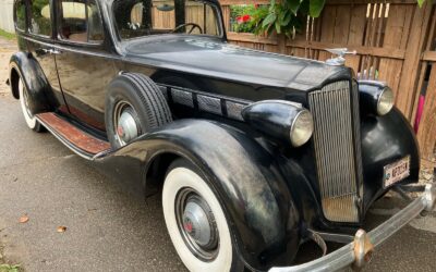 Packard Super Eight 1937