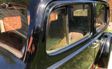 Packard-Super-Eight-1937-7
