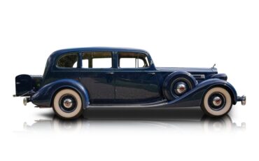 Packard-Twelve-1935-Limousine-1