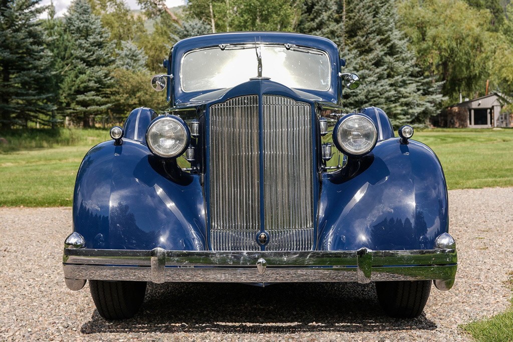 Packard-Twelve-1935-Limousine-13