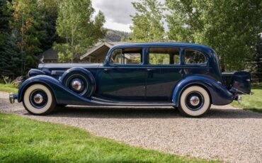 Packard-Twelve-1935-Limousine-2