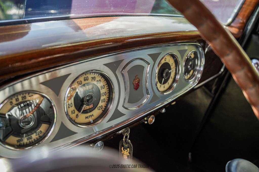 Packard-Twelve-1935-Limousine-22